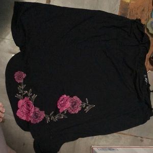 Cacique sleepwear tank size 14/16 purple and pink roses on the side with black